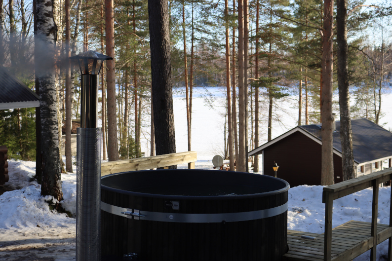 mökki paljulla
