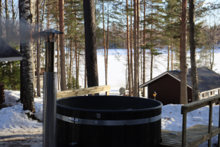 mökki paljulla